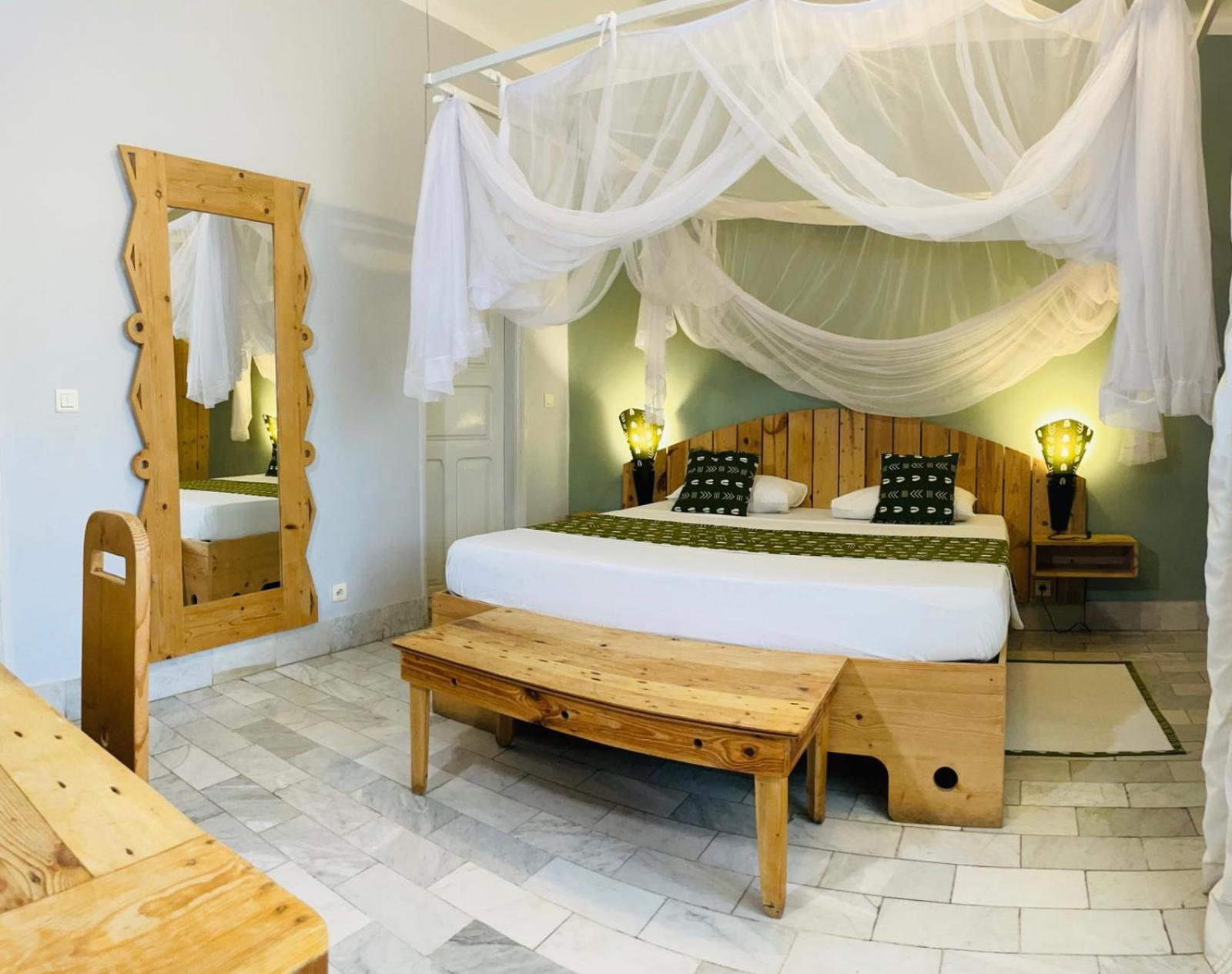 Le Lodge Des Almadies Дакар Экстерьер фото