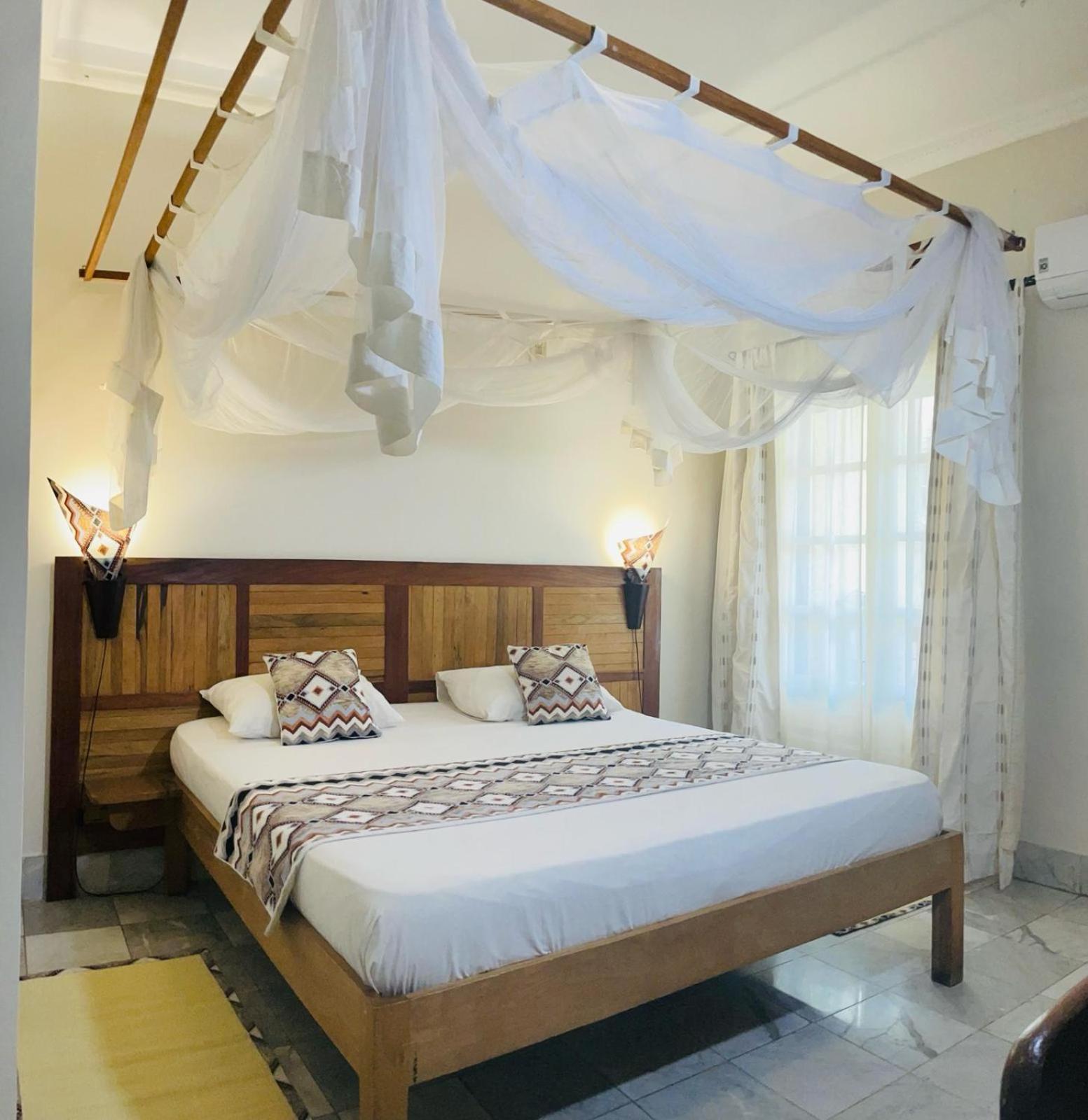 Le Lodge Des Almadies Дакар Экстерьер фото