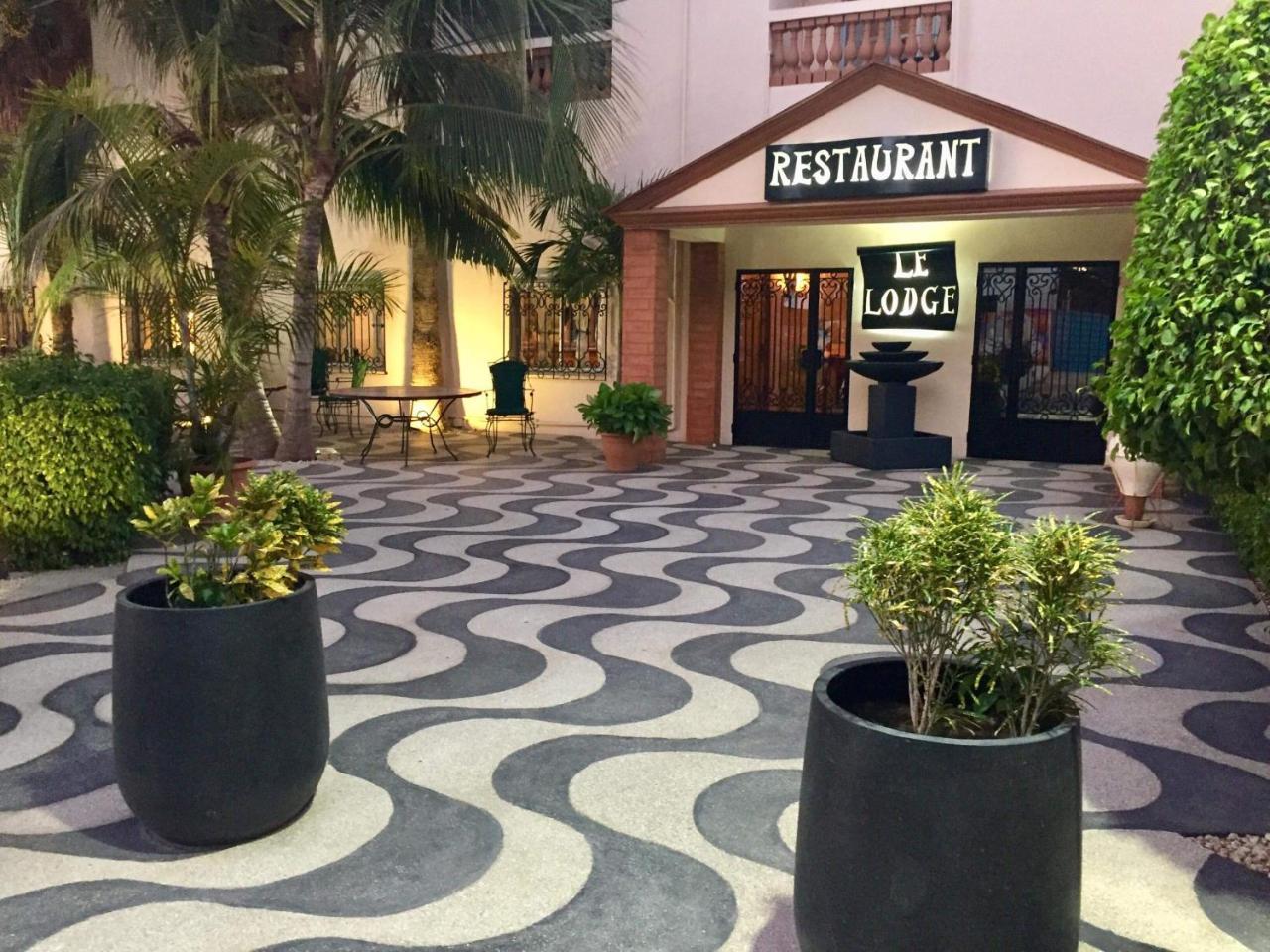 Le Lodge Des Almadies Дакар Экстерьер фото
