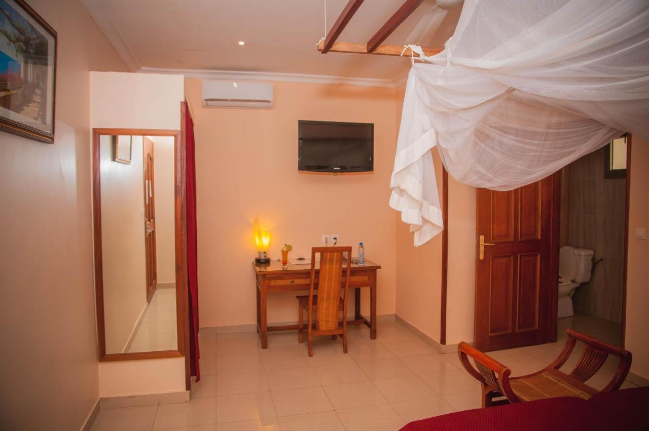 Le Lodge Des Almadies Дакар Экстерьер фото